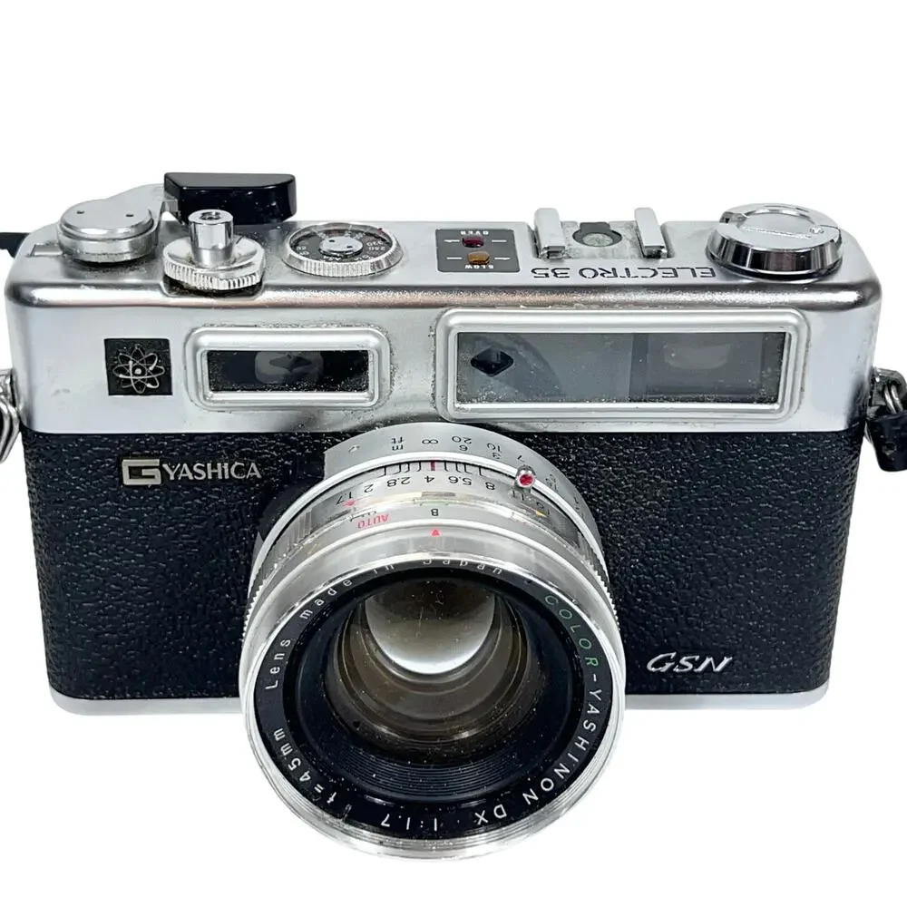 YASHICA Electro 35 GSN Rangefinder 35mm Film Camera w/45mm f/1.7 Lens Cases